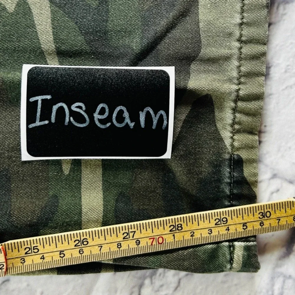 Wrangler Mens Green Camo Cargo Pants 32x30 Hunting Hiking Utility Pockets